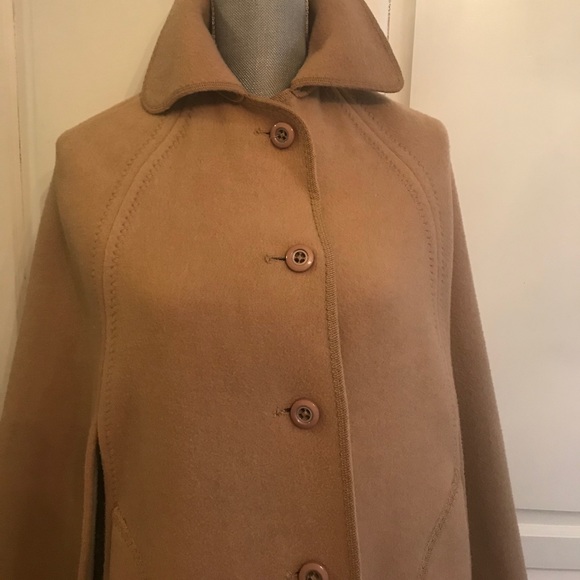 Cape: Stunning Reversible Wetherall Wool Cape - Picture 2 of 15